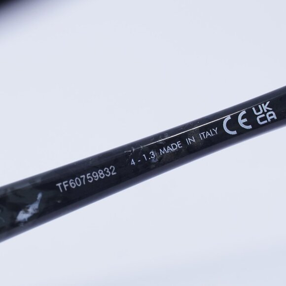 Dior DIORBAY M1U 10A1 Sunglasses Black Geometric Frame, Grey Lenses - Picture 10 of 11